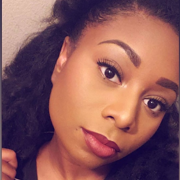 🧞♂️LE🧞♂️MAC Aladdin Collection Matte Lipstick- Rajah - Picture 11 of 16